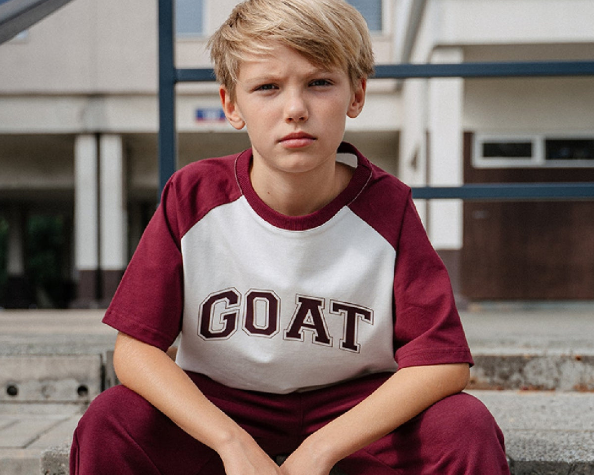 T-shirt chłopięcy śmietankowo-bordowy z nadrukiem ALL FOR KIDS