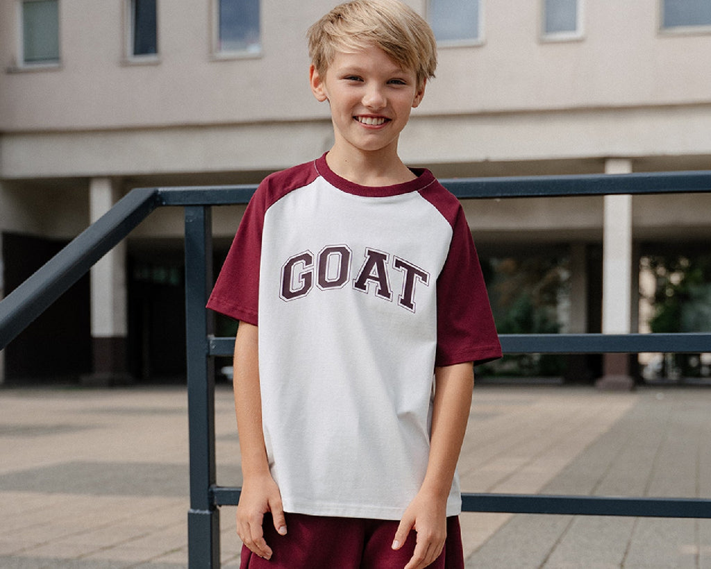 T-shirt chłopięcy śmietankowo-bordowy z nadrukiem ALL FOR KIDS