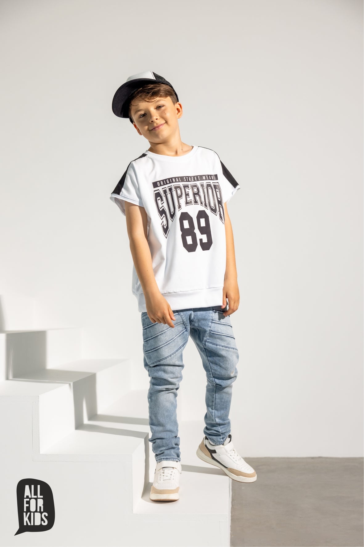 T-shirt chłopięcy biało-czarny ALL FOR KIDS