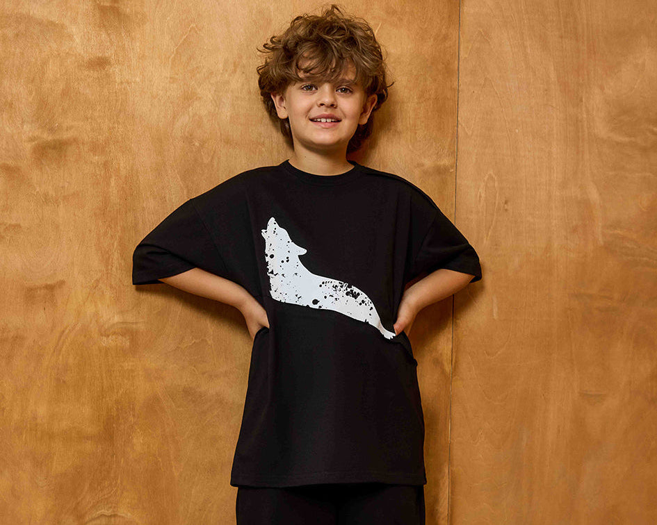 T-shirt chłopięcy z wilkiem czarny mash MNIE