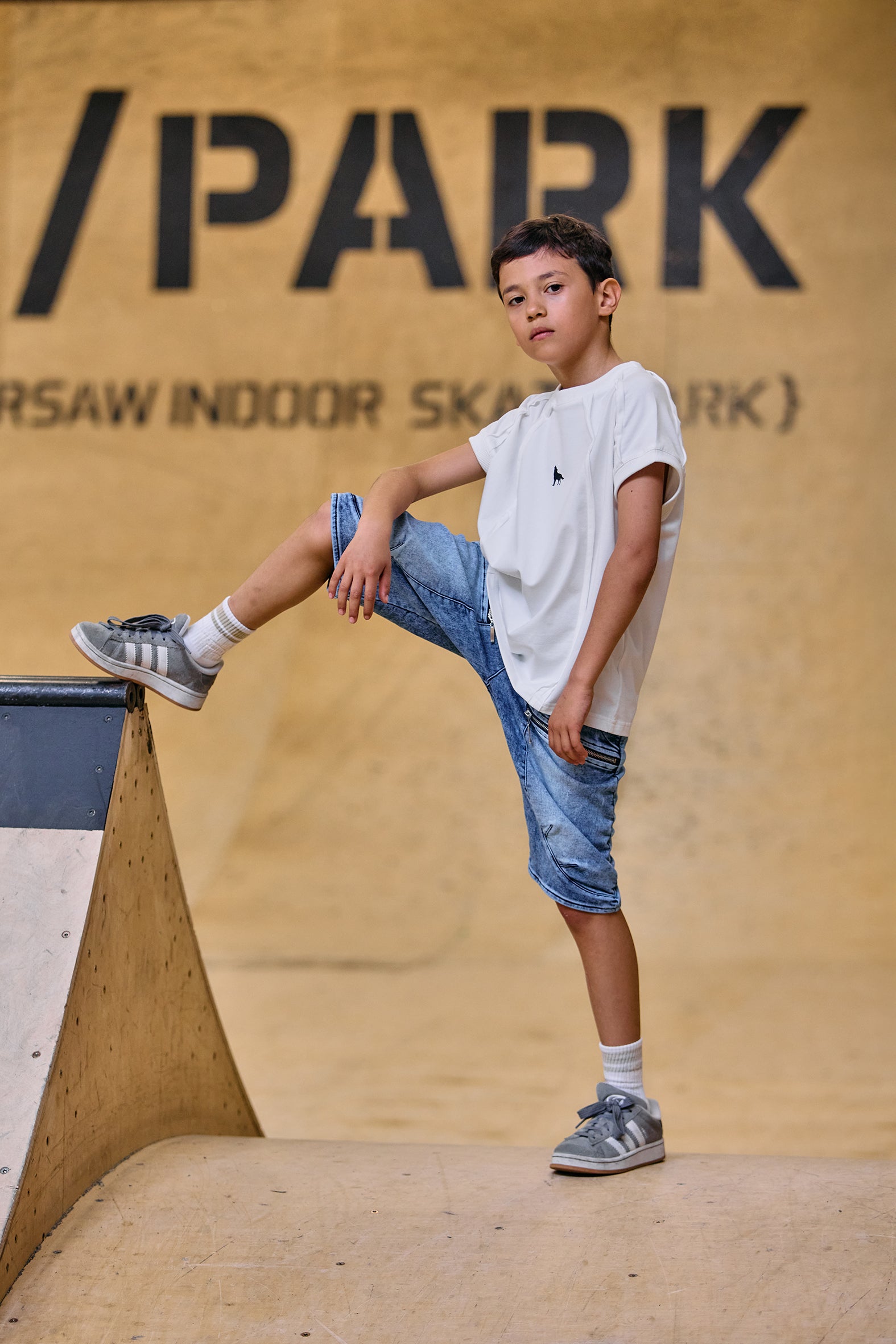 Mash Mnie biały T-shirt biały z przeszyciami