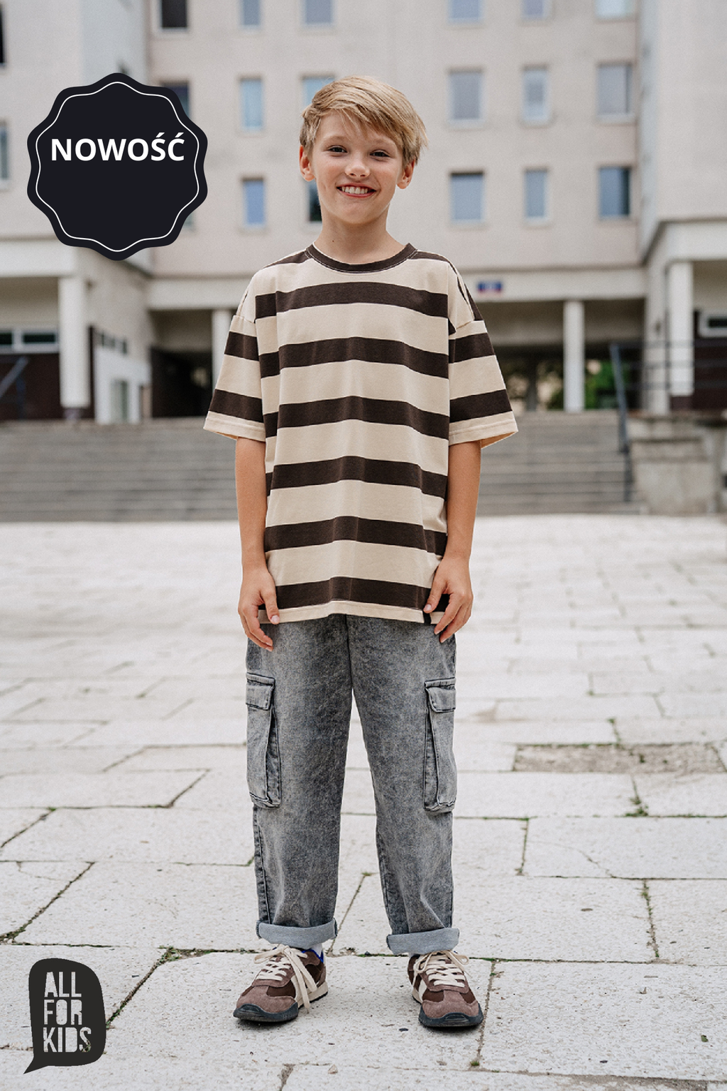 T-shirt chłopięcy oversize w beżowo-brązowe pasy ALL FOR KIDS