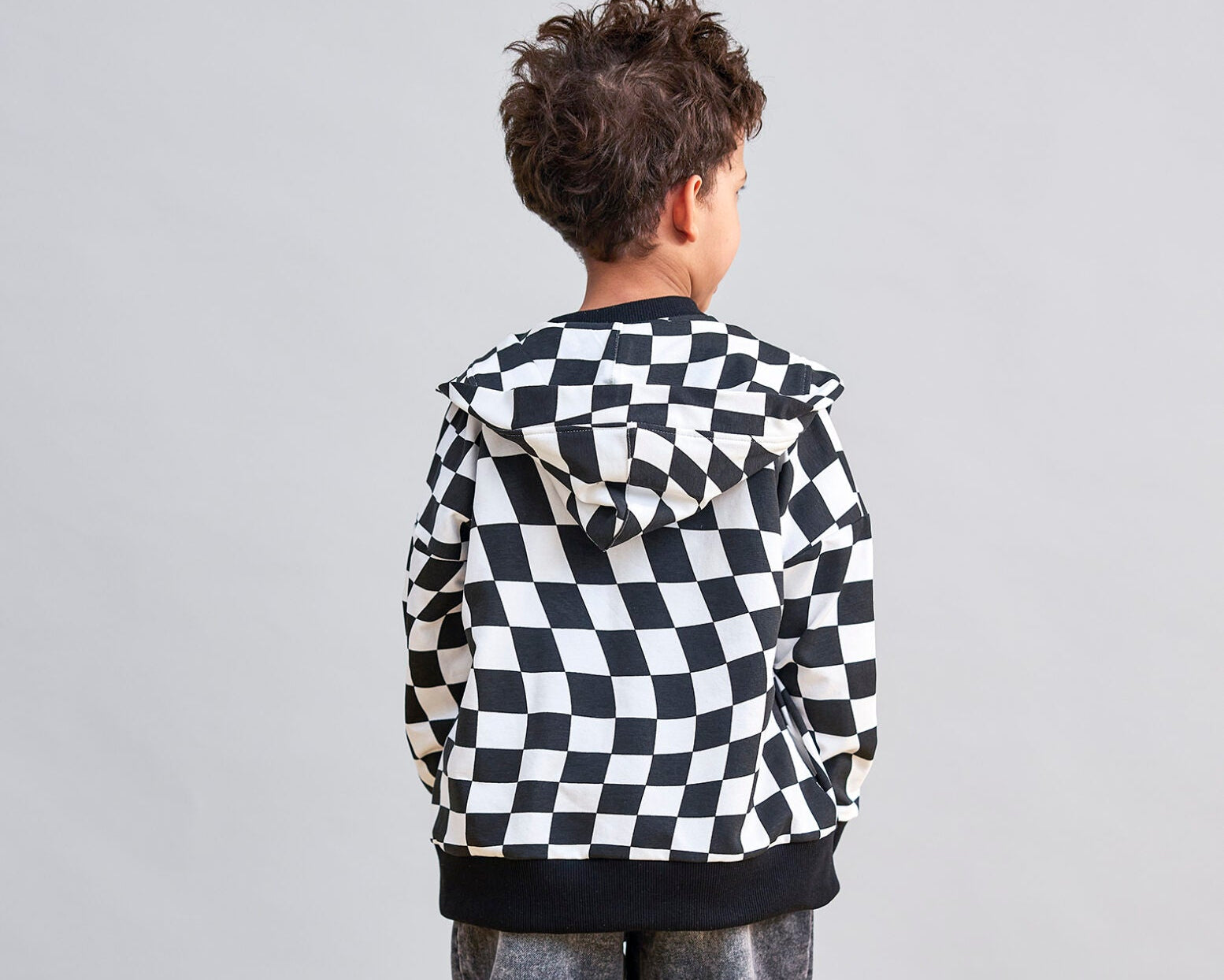 Bluza chłopięca w biało-czarną szachownicę Loose Bluzz